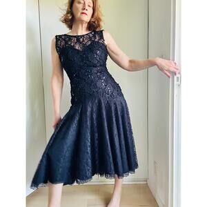 Vintage 80s Formal Party Dress Black Lace Sequin Midi Fit Size Medium Fitted